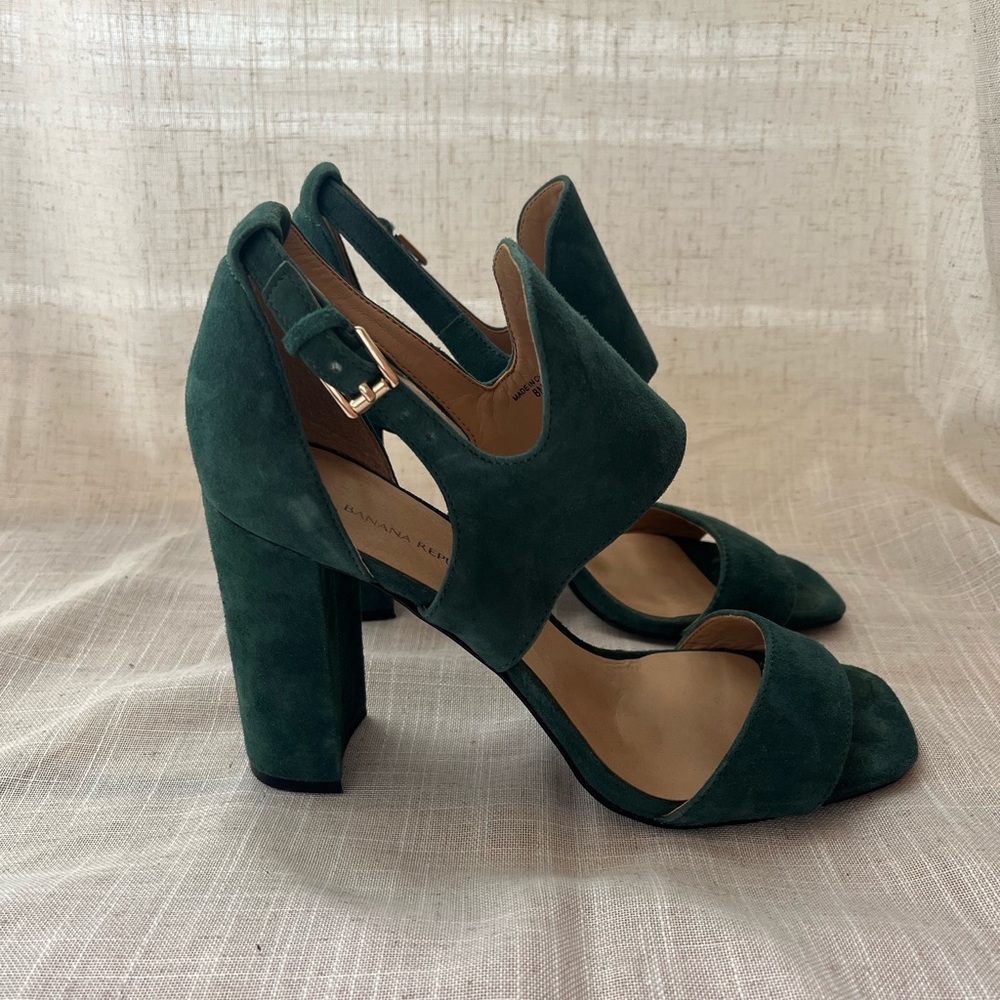 BR Green Suede Leather Heels